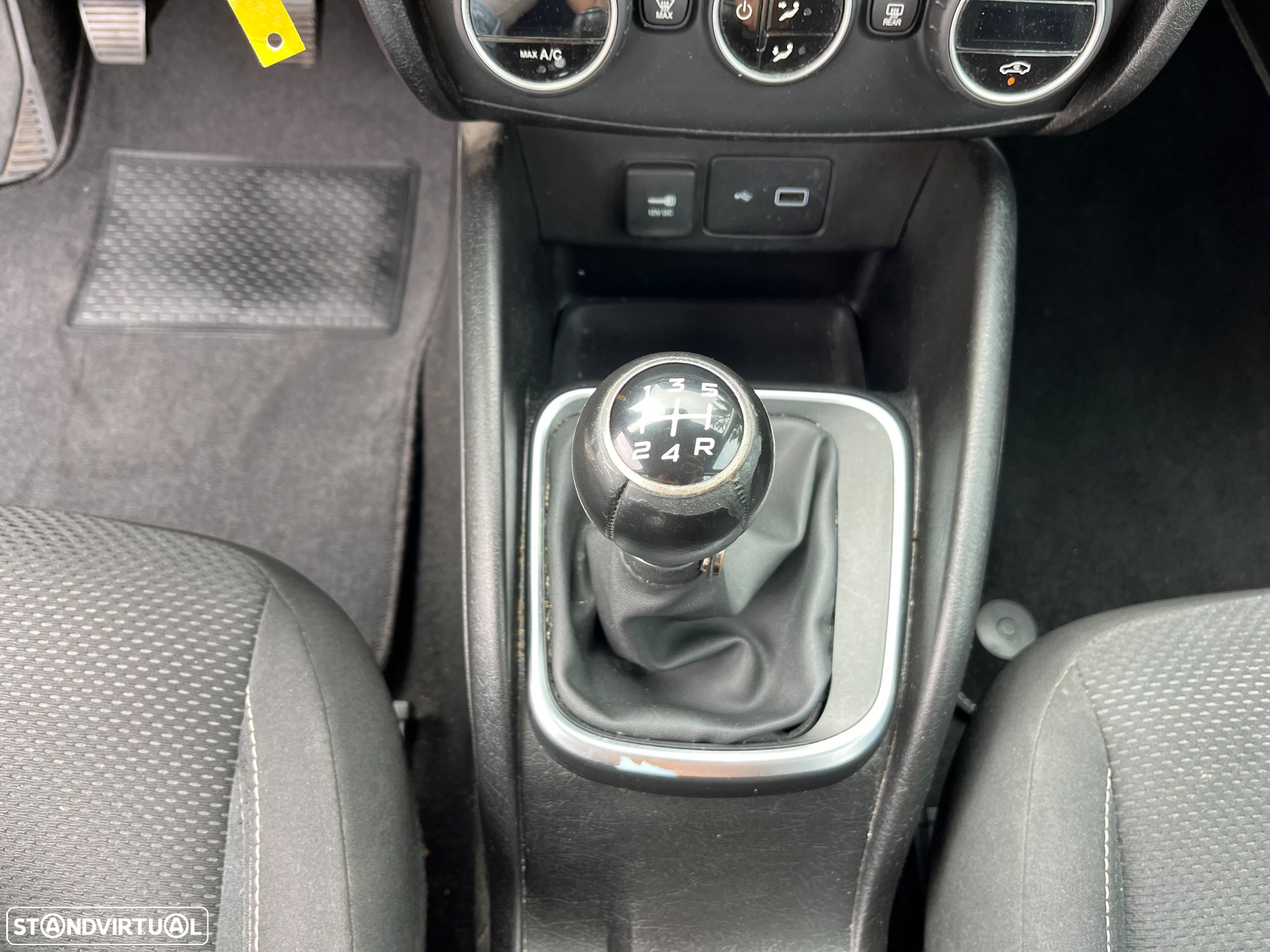 Fiat Tipo 1.3 M-Jet Lounge - 31