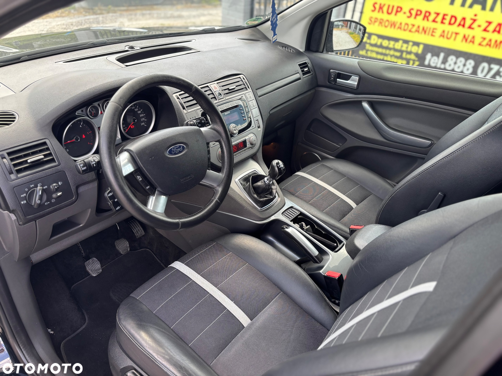Ford Kuga - 6