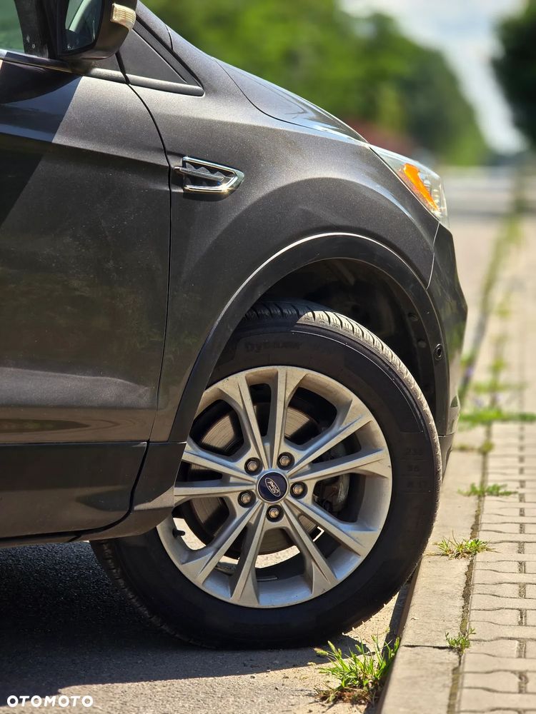 Ford Kuga 1.5 EcoBoost 2x4 Business Edition - 37