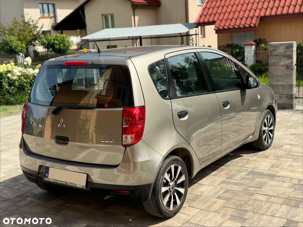 Mitsubishi Colt 1.3 Invite - 4