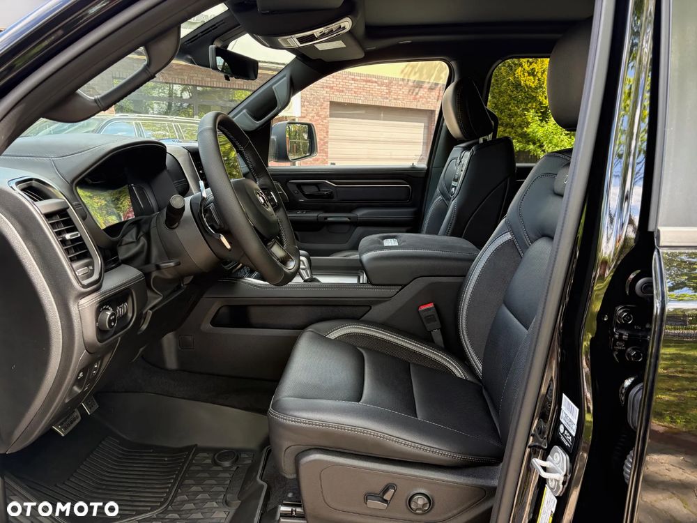 RAM 1500 - 19