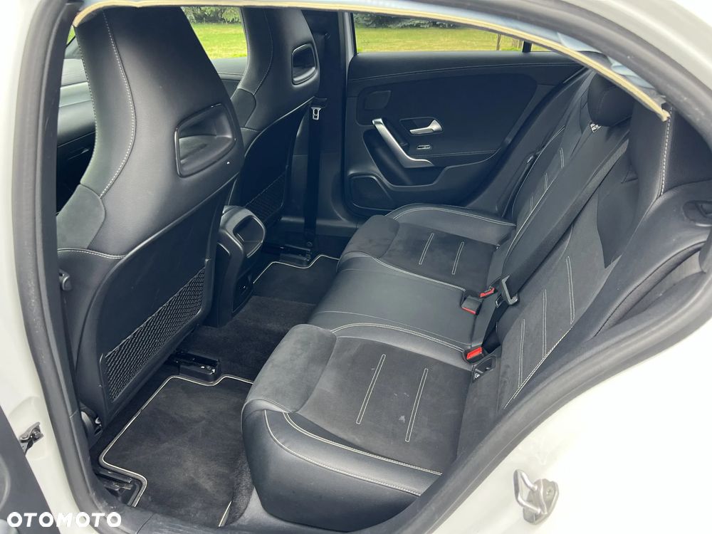 Mercedes-Benz Klasa A 200 4Matic 8G-DCT Advanced AMG Line - 11