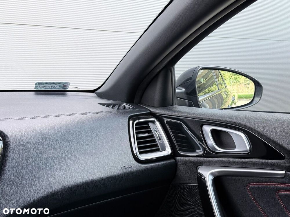 Kia ProCeed 1.6 T-GDI GT DCT - 20
