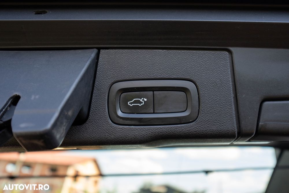Volvo XC 60 T5 AWD Inscription - 19