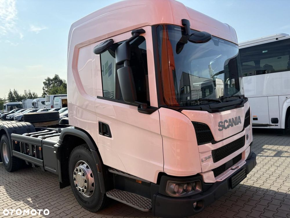 Scania L 340 B6x2*4NB - 4