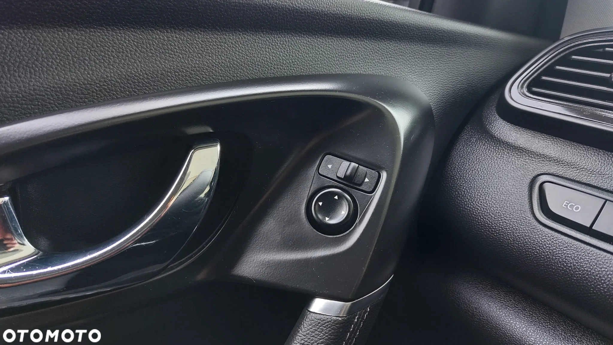 Renault Kadjar 1.2 Energy TCe Spring Edition - 32