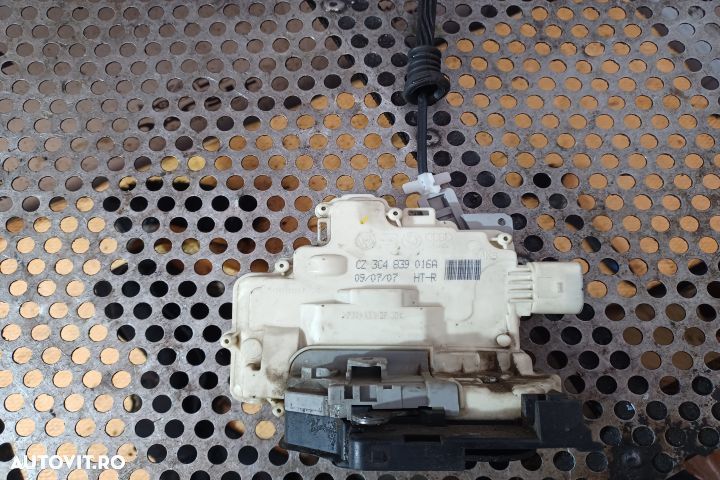 BROASCA USA DREAPTA SPATE Volkswagen Passat B6 [2005 - 2010] - 2