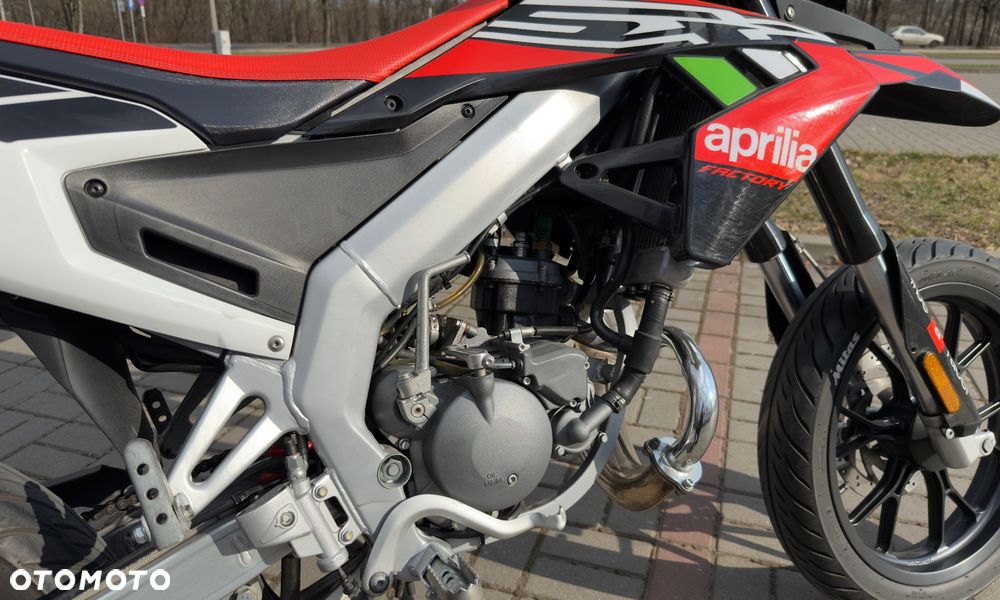Aprilia SX - 9