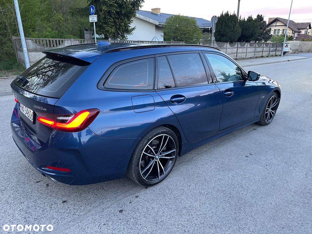 BMW Seria 3 320e M Sport - 8