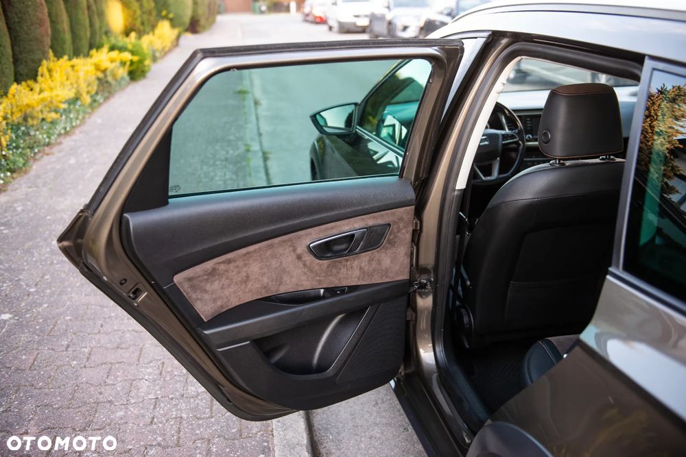 Seat Leon 2.0 TDI Xcellence S&S - 21