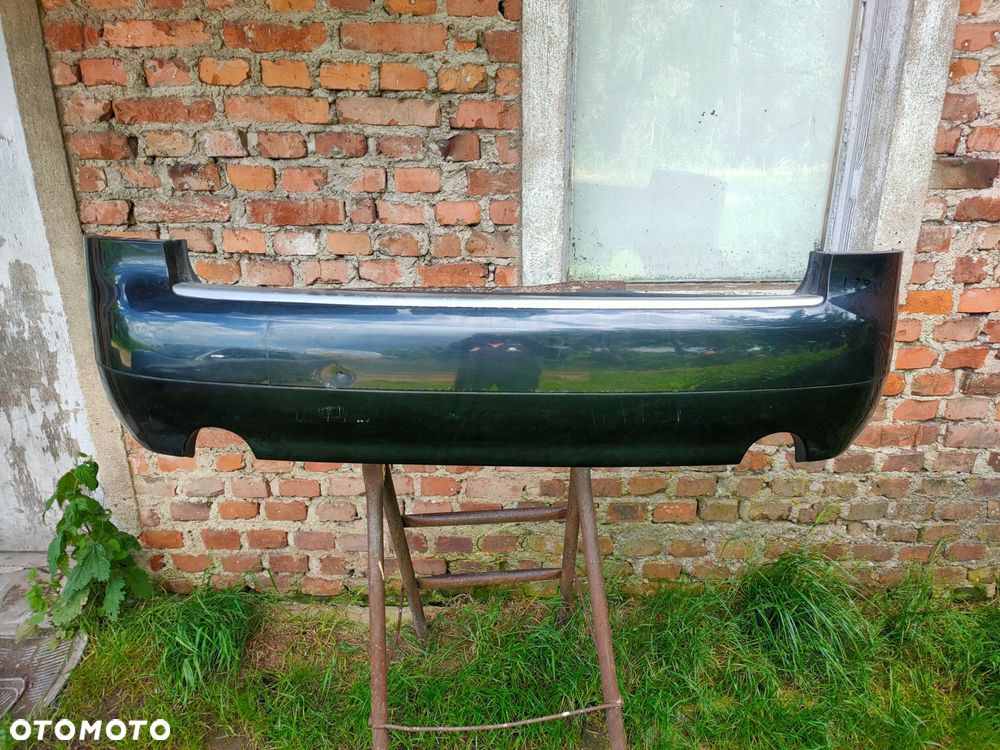 zderzak tył audi a4 b6 kombi kolor lz9w 2 rury