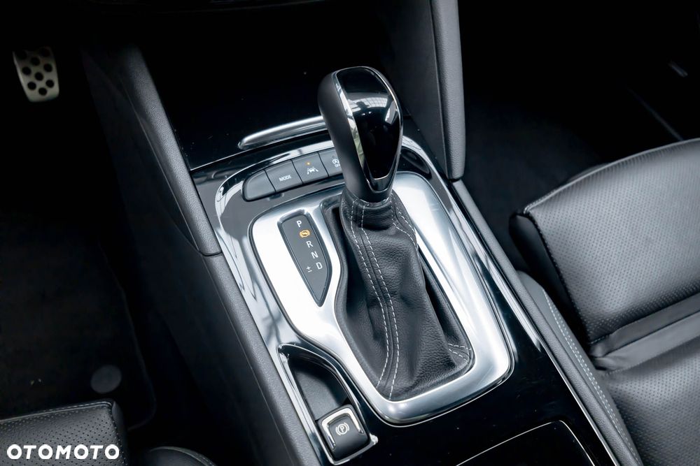 Opel Insignia 2.0 CDTI 4x4 Business Elegance S&S - 33