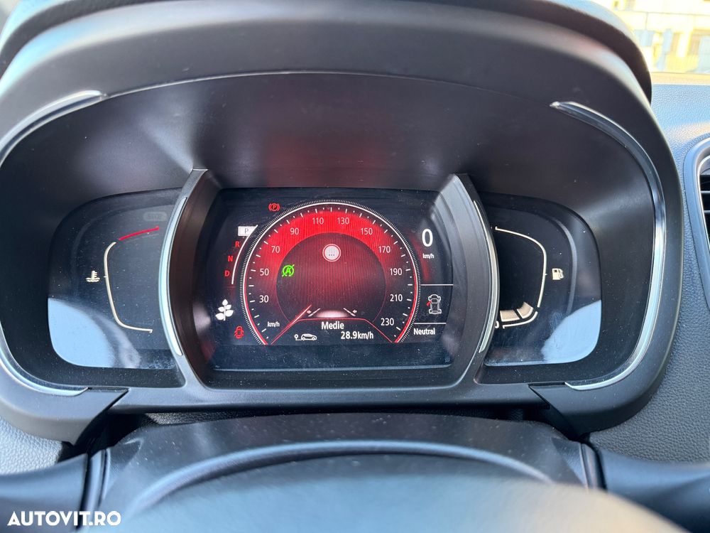 Renault Grand Scenic BLUE dCi 120 EDC BOSE EDITION - 5