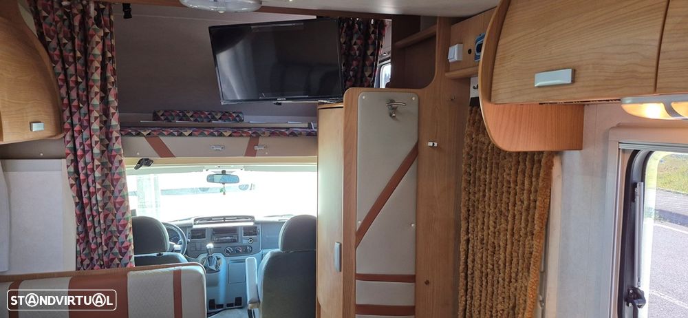 Ford Transit 2.2 TDCI - RIMOR - 6 LUGARES - 6 DORMIDAS - 25