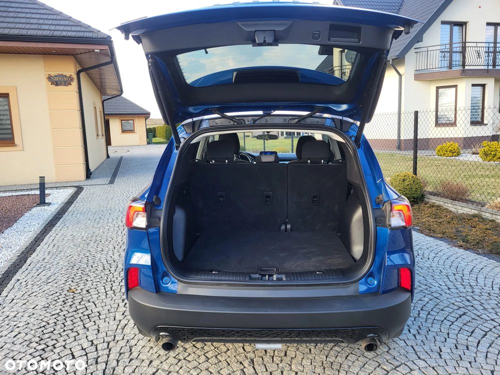 Ford Kuga 1.5 EcoBoost ST-LINE - 32