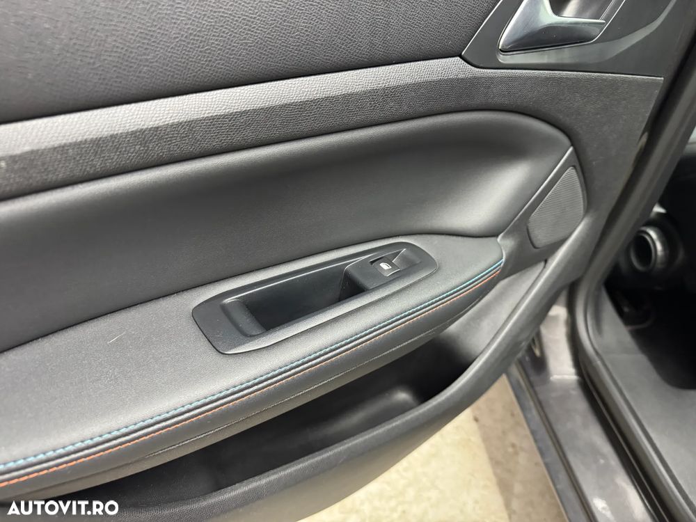Peugeot 308 PureTech 130 GPF EAT8 Stop & Start Tech Edition - 17