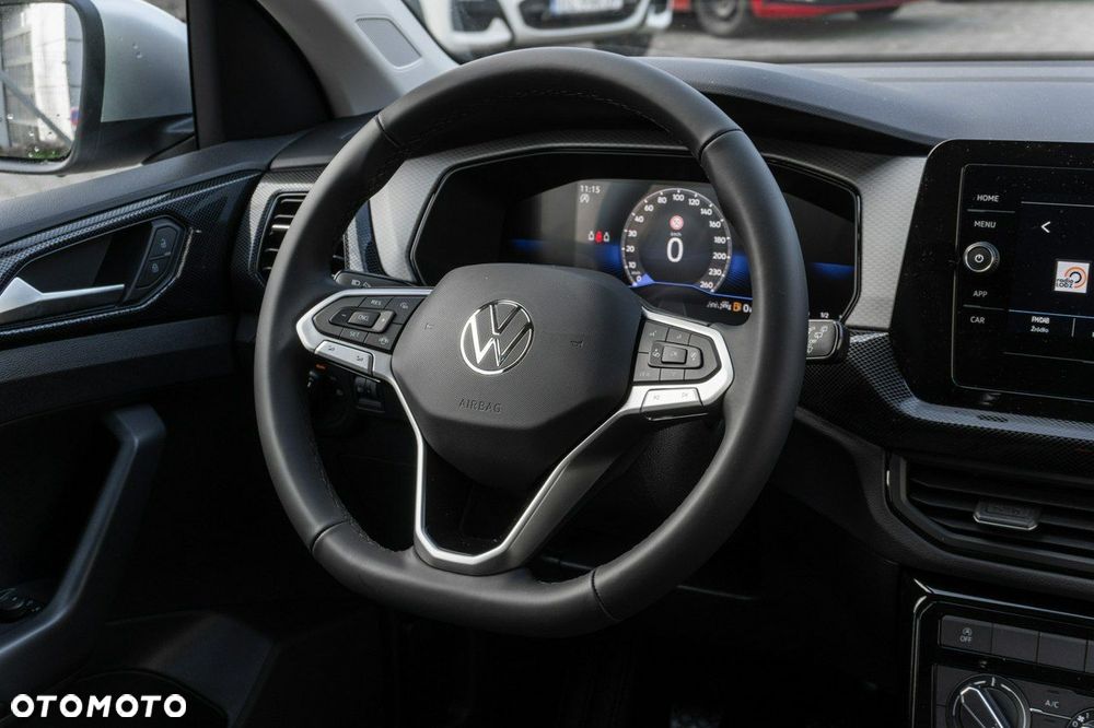 Volkswagen T-Cross - 21