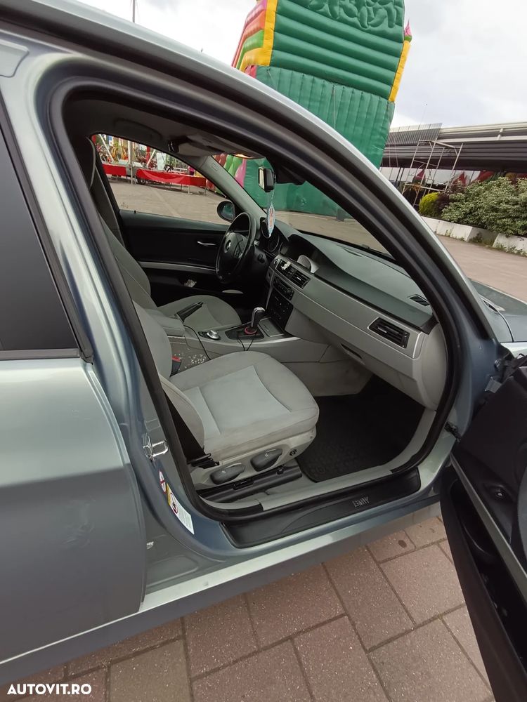 BMW Seria 3 320d DPF Aut. - 7