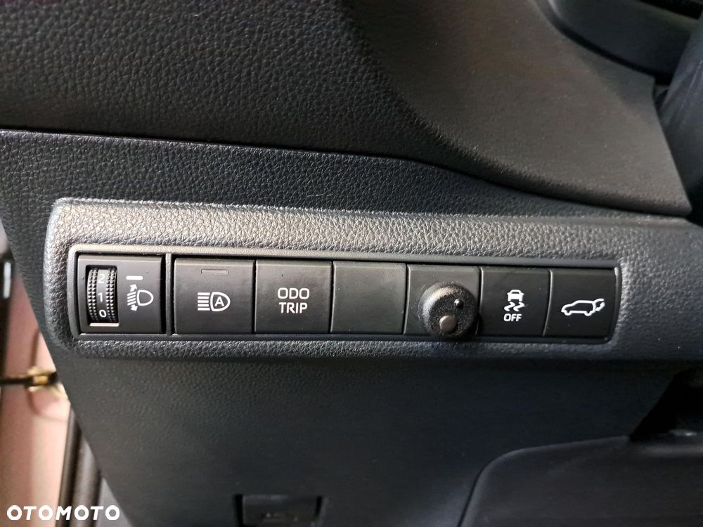 Toyota Corolla 1.8 Hybrid Style - 32