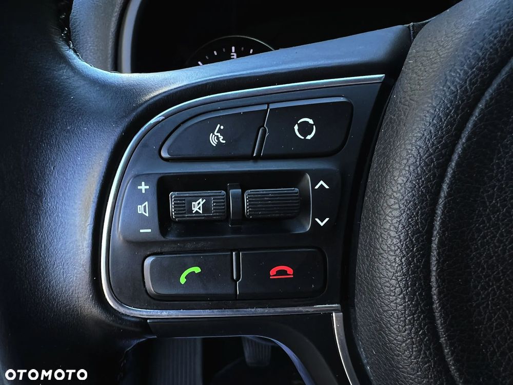 Kia Sportage 2,0 CRDI 2WD ISG Spirit - 29