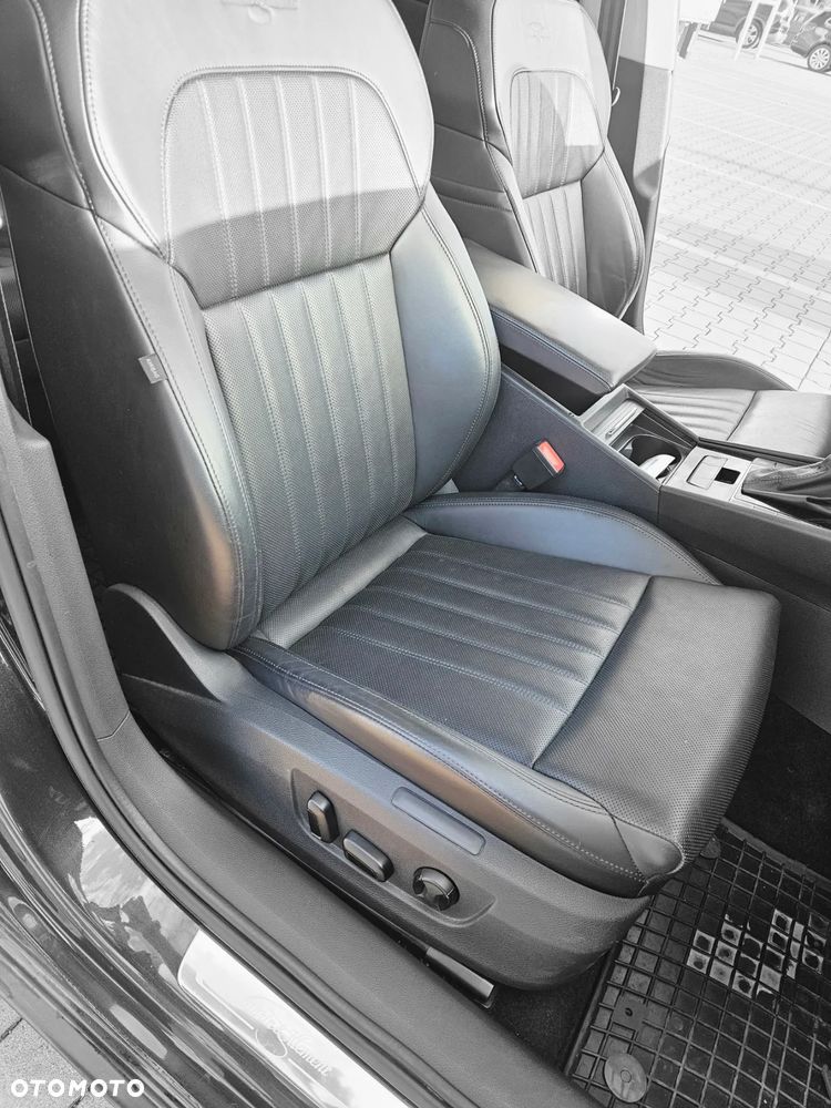 Skoda Superb 2.0 TDI L&K DSG - 21