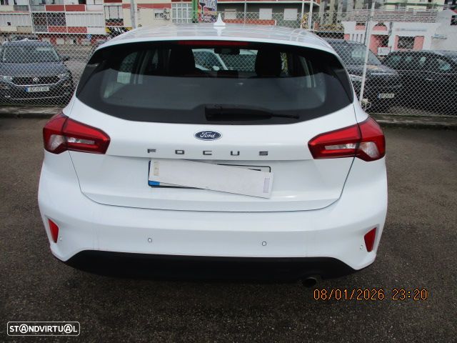 Ford Focus 1.5 TDCi ECOBlue Titanium - 2