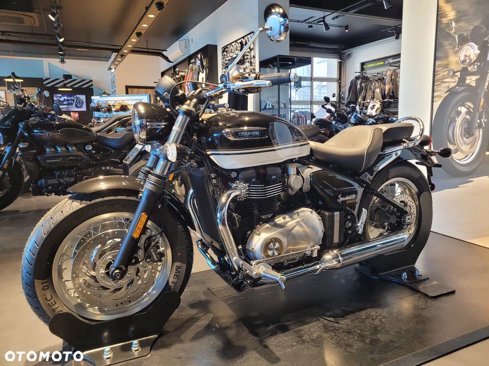 Triumph Speedmaster - 2