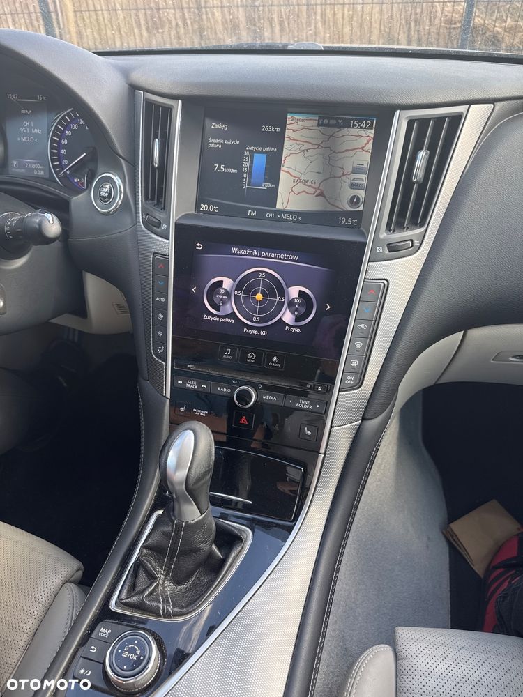 Infiniti Q50 2.2d - 9