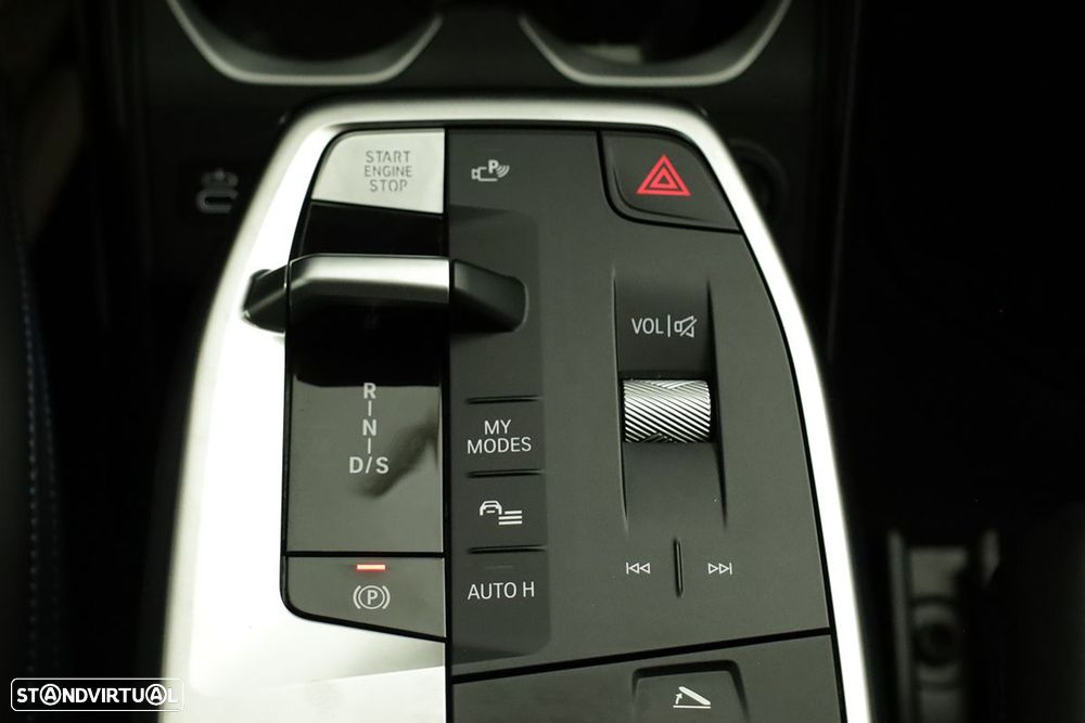 BMW X1 xDrive25e Pack Desportivo M - 14