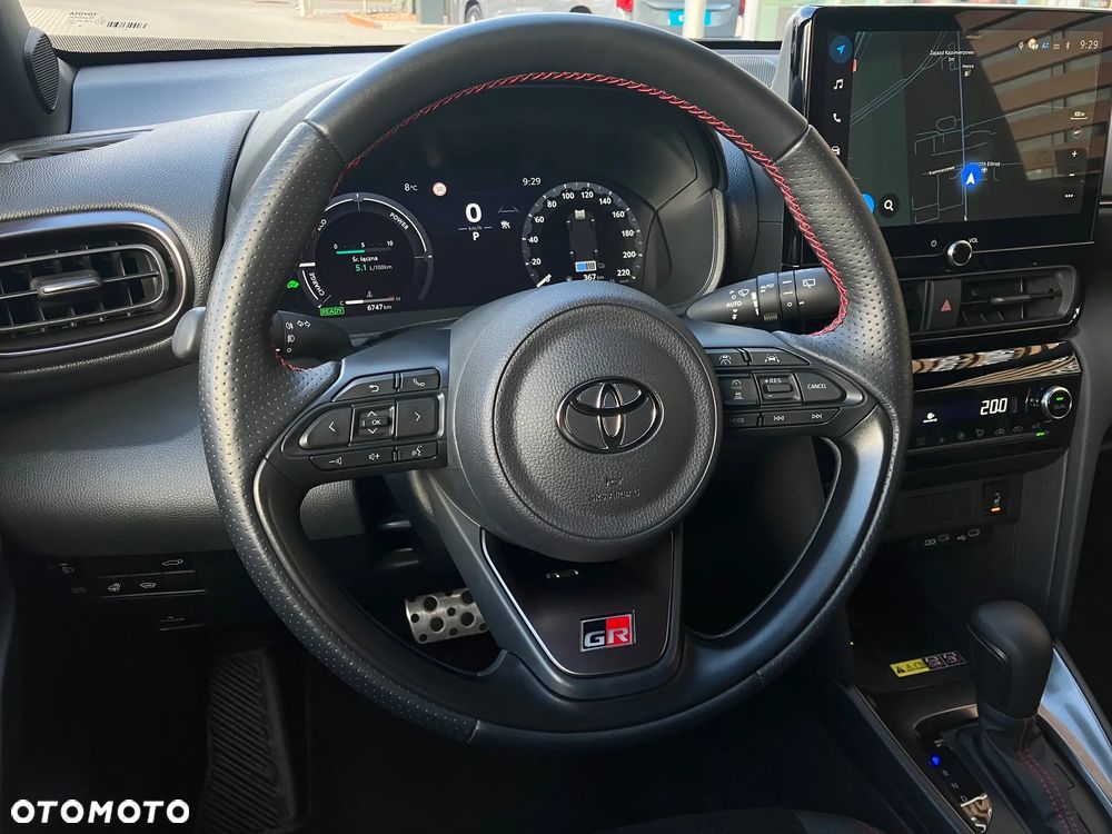 Toyota Yaris Cross Hybrid 1.5 GR Sport - 26