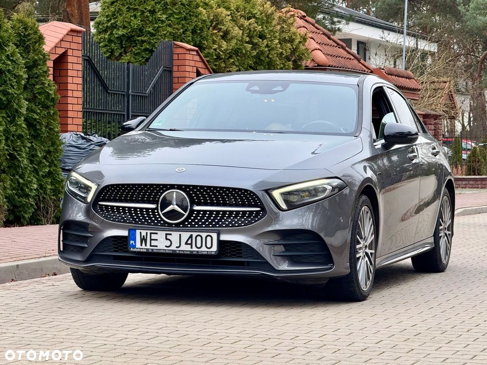 Mercedes-Benz Klasa A 250 E Edycja specjalna 8G-DCT - 2