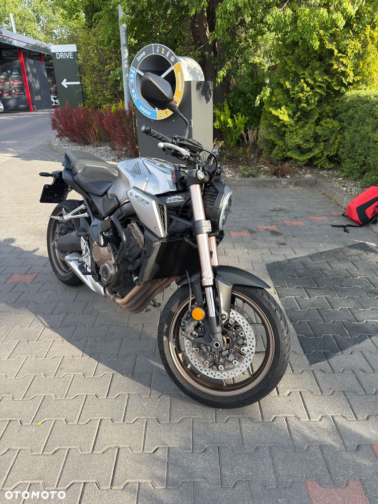 Honda CB - 2