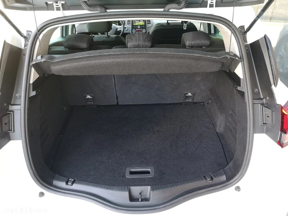 Renault Scenic BLUE dCi 120 BUSINESS EDITION - 26