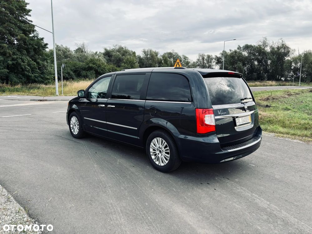 Lancia Voyager 2.8CRD Platinum - 3