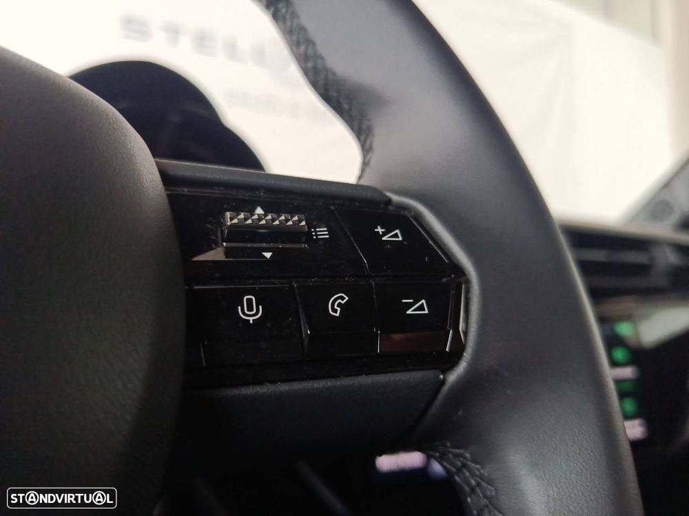 Alfa Romeo Junior 1.2 Speciale eDCT6 - 18