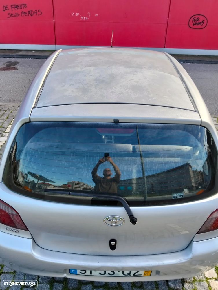 Toyota Yaris 1.0 Eco - 6