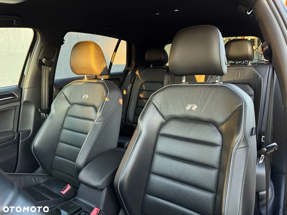 Volkswagen Golf - 19