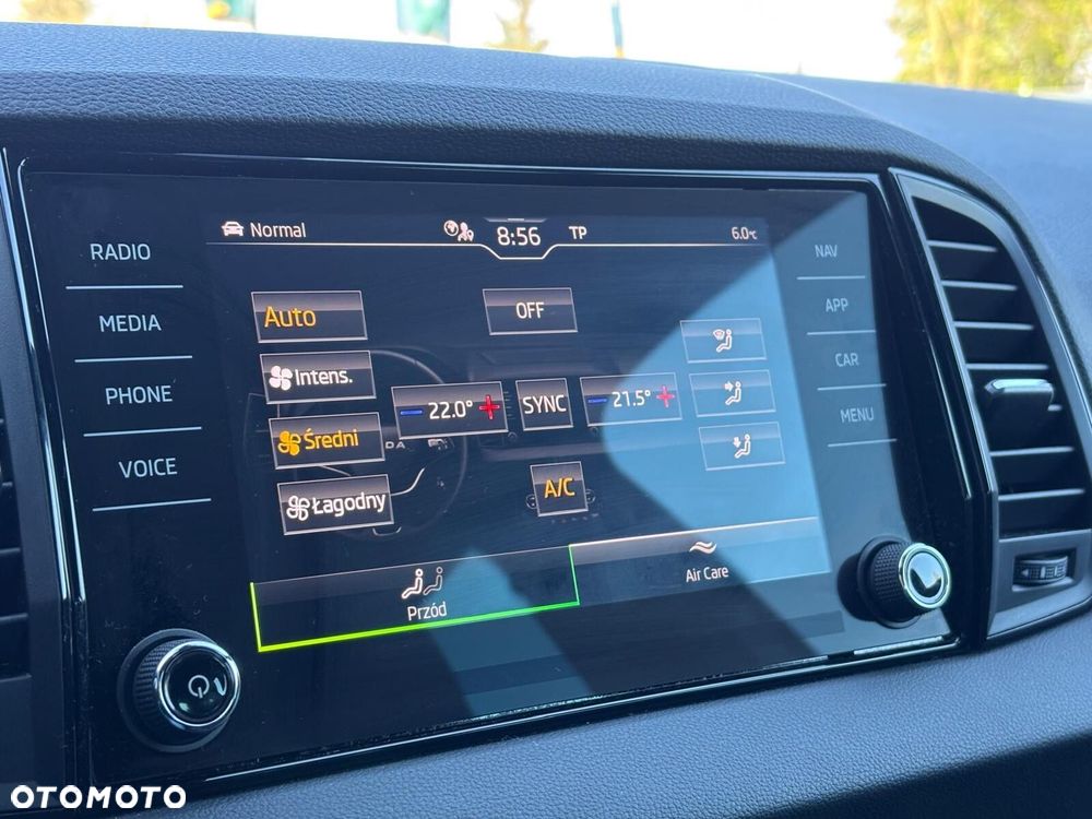 Skoda Karoq 1.5 TSI ACT Sportline DSG - 17