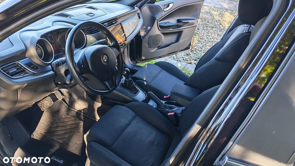 Alfa Romeo Giulietta 2.0 JTDM Distinctive TCT - 6