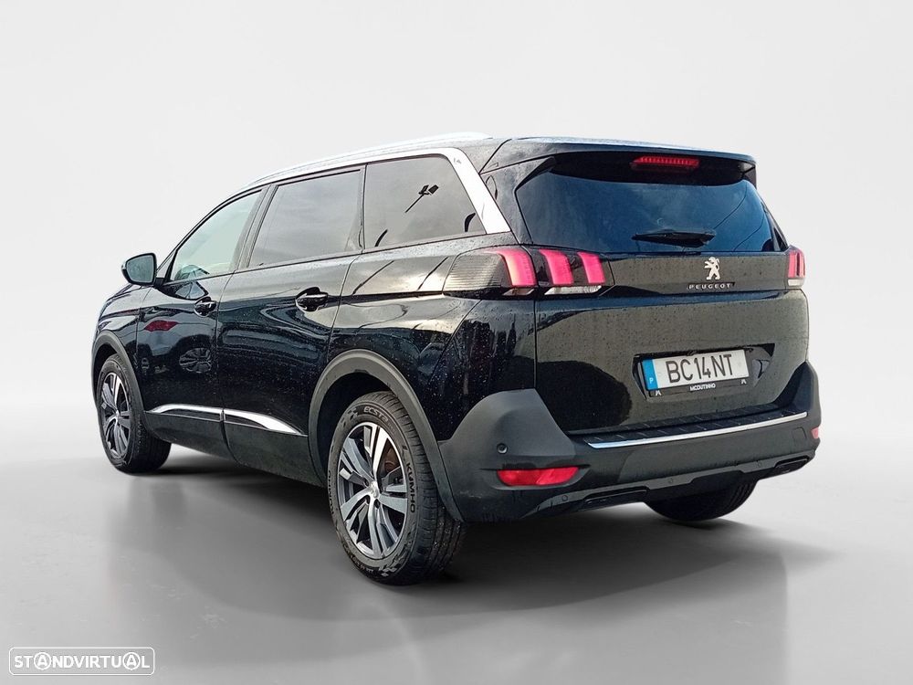 Peugeot 5008 1.2 PureTech Allure Pack — photo 3