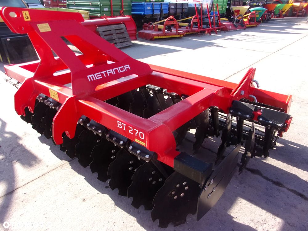 Akpil Brona Talerzowa Ciężka Hydraulicznie Składana BTCH 40 Euro-Masz, Brona talerzowa kompaktowa BT250, BT270, BT300 Metanga, Bomet, Euro-Masz; Brona talerzowa mini-simply BT160, BT180, BT200, BT220 Metanga, Euro-Masz, Brona talerzowa 2-walcowa typu "V", 4-walcowa typu "X" Bomet, Akpil - 20