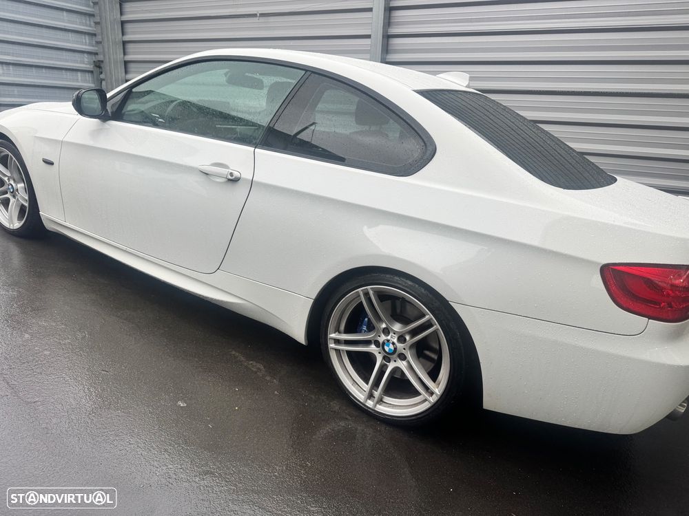 BMW 320 d Coupe Edição M - 3