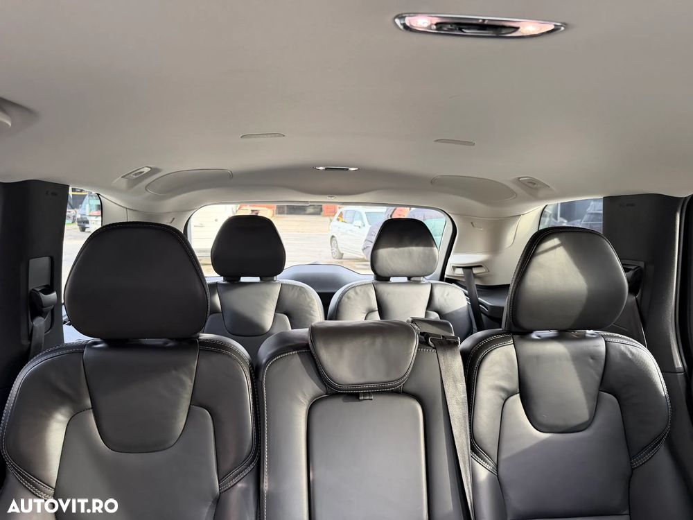 Volvo XC 90 D5 AWD Geartronic Inscription - 10