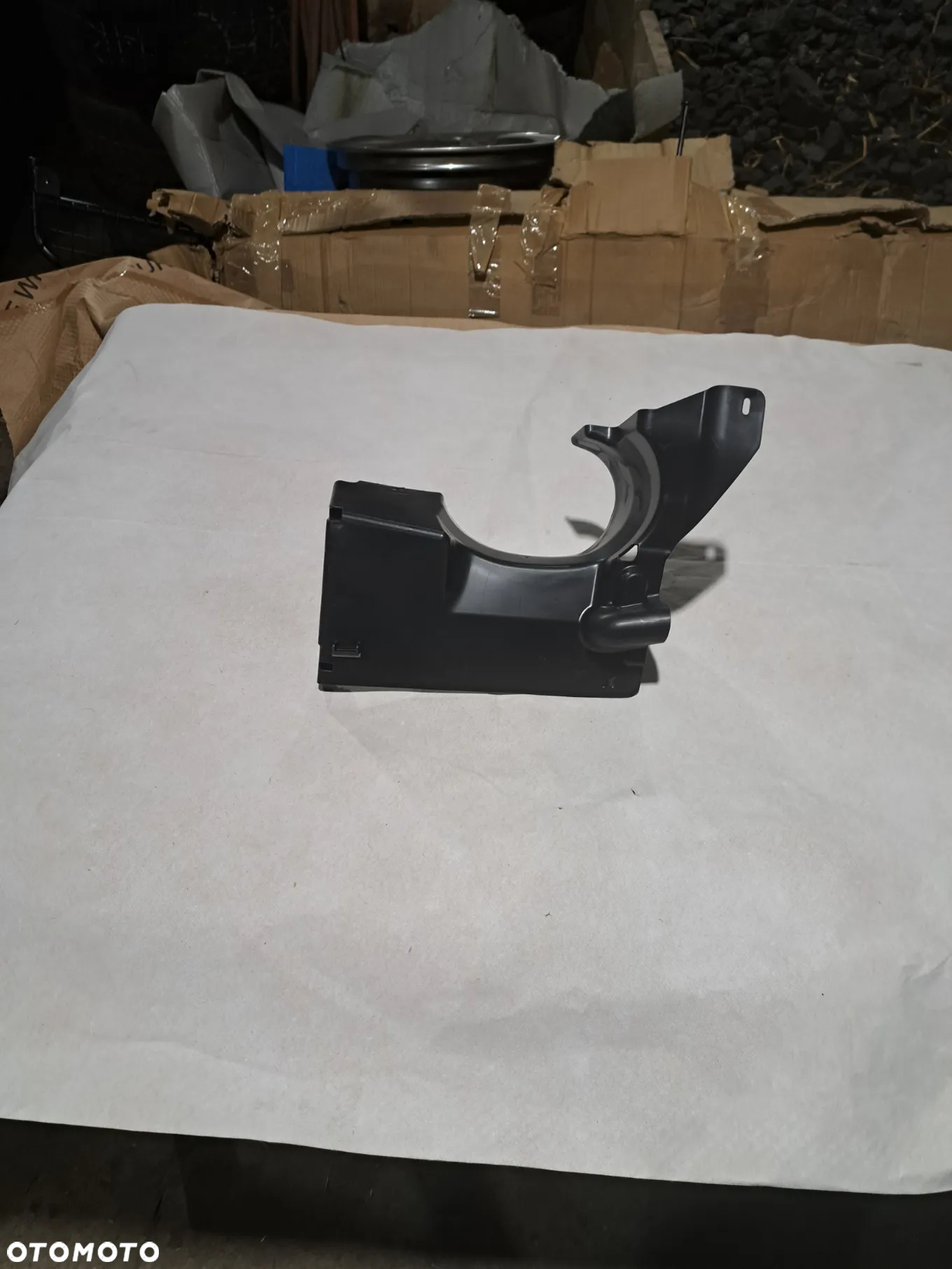 osłona błotnika prawa chlapacz prawy Volvo C40 XC-40 32226970 - 4