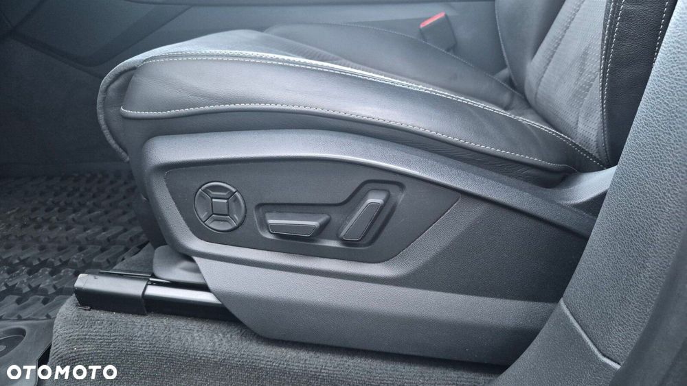 Audi Q8 - 19
