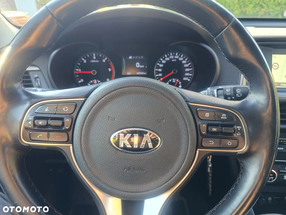 Kia Optima 1.7 CRDI M - 19