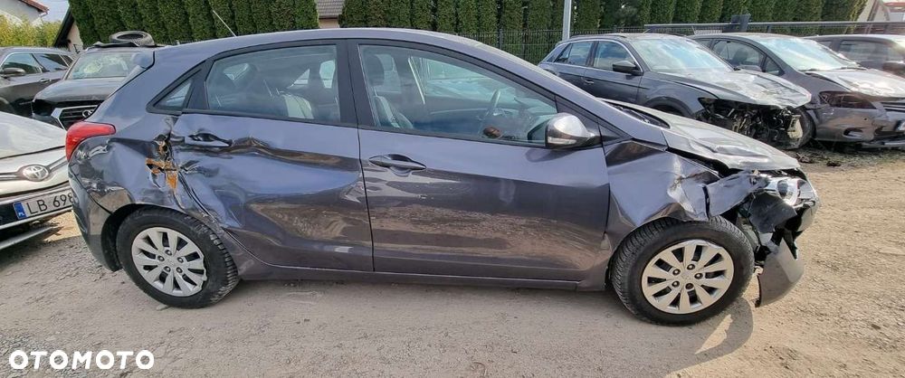 Hyundai i30 - 19