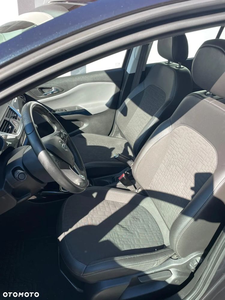 Opel Corsa 1.4 16V Cosmo - 11