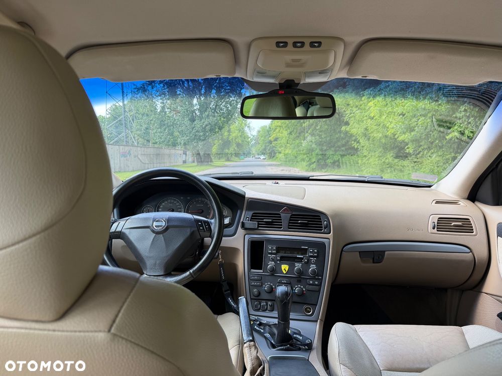 Volvo S60 2.4 Kinetic - 12