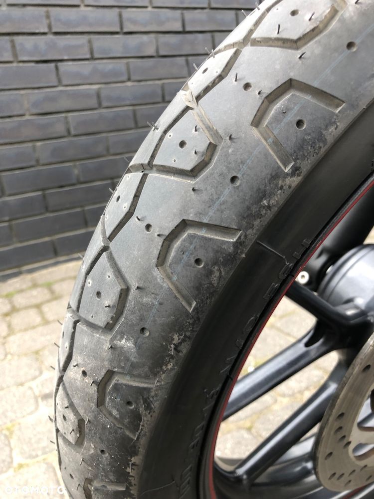 Triumph Street Twin - 21